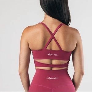 Alphalete Surface Altitude Bra Candy Apple Large